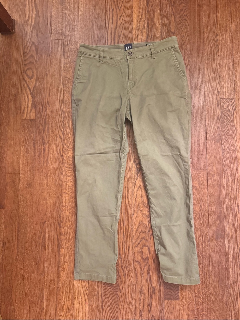 GAP Slim Chinos in Olive